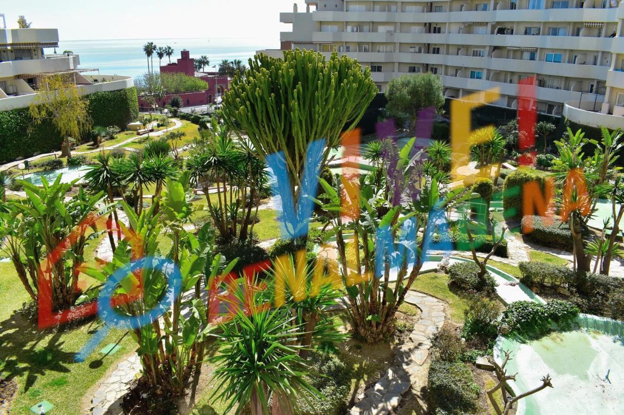 VIVE BENALMÁDENA Apartamento BENAL BEACH 423, Primera Línea de Playa, Parque Acuático Esterno foto